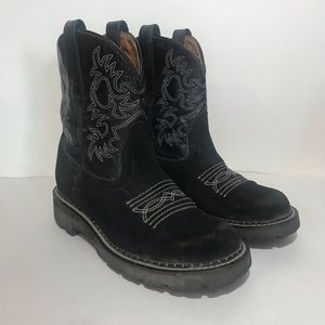 [Ariat] Black Fatbaby Suede Round Toe Boots 6